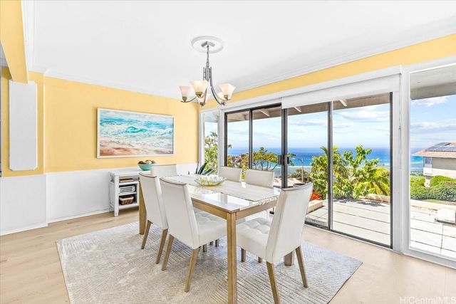 1717 Palaau Street, Honolulu, HI 96821