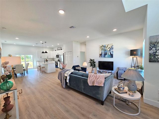 2823 SW 161ST LOOP, Ocala, FL 34473