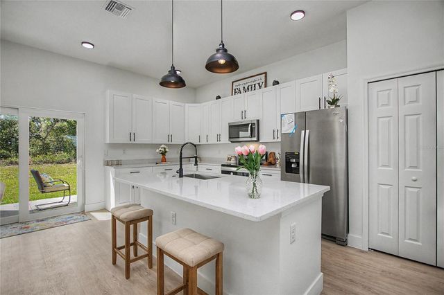 2823 SW 161ST LOOP, Ocala, FL 34473