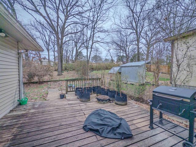 7505 N St, Little Rock, AR 72207