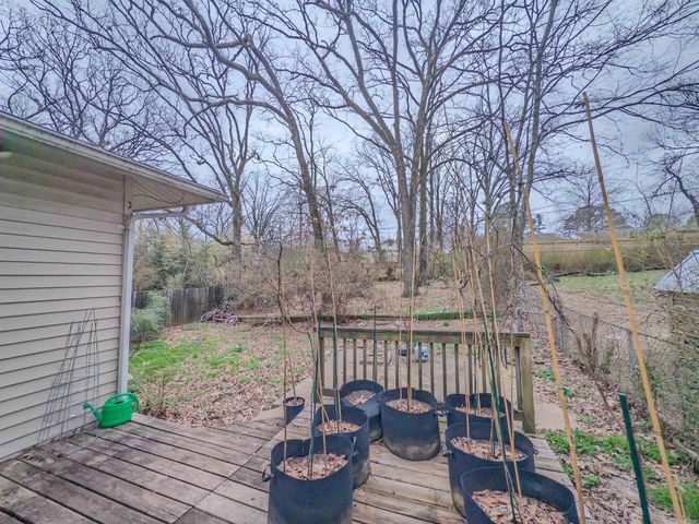 7505 N St, Little Rock, AR 72207