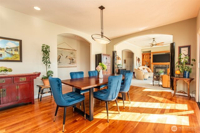 920 N Gierin Creek Lane, Sequim, WA 98382