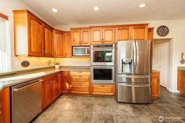 920 N Gierin Creek Lane, Sequim, WA 98382