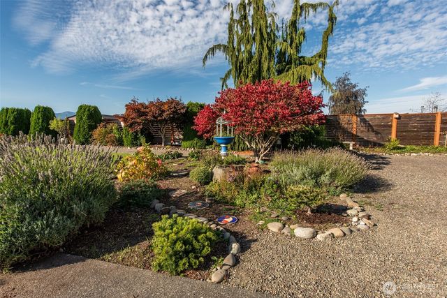 920 N Gierin Creek Lane, Sequim, WA 98382