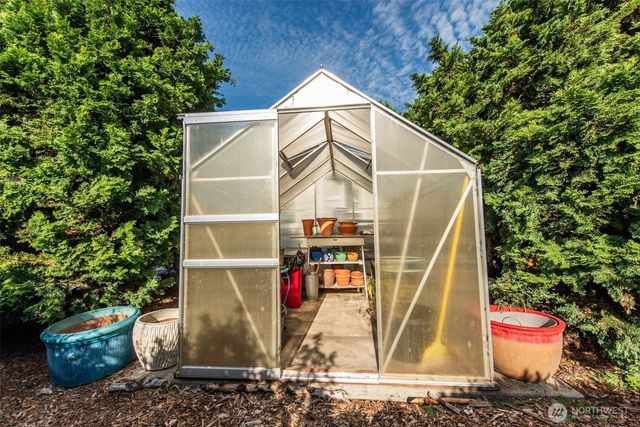 920 N Gierin Creek Lane, Sequim, WA 98382