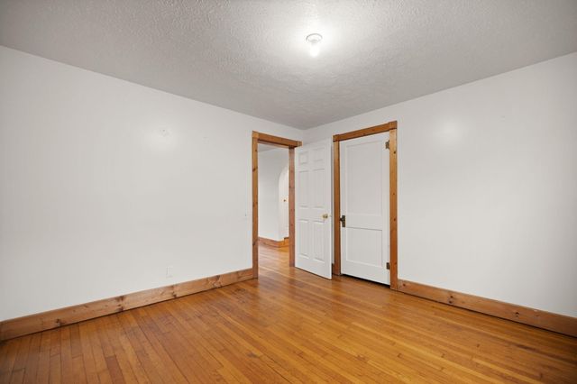 2435 N Laurel Road, London, KY 40741