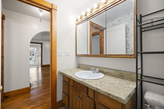 2435 N Laurel Road, London, KY 40741