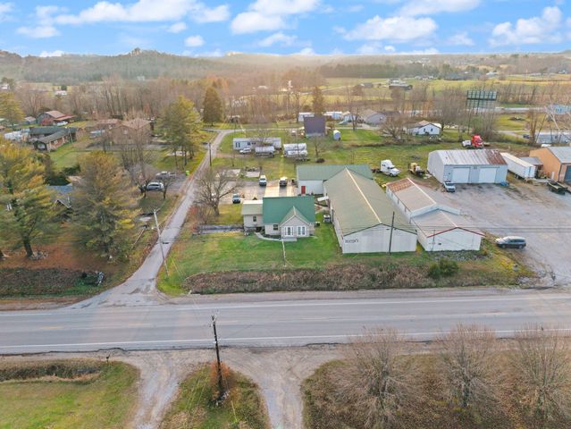 2435 N Laurel Road, London, KY 40741