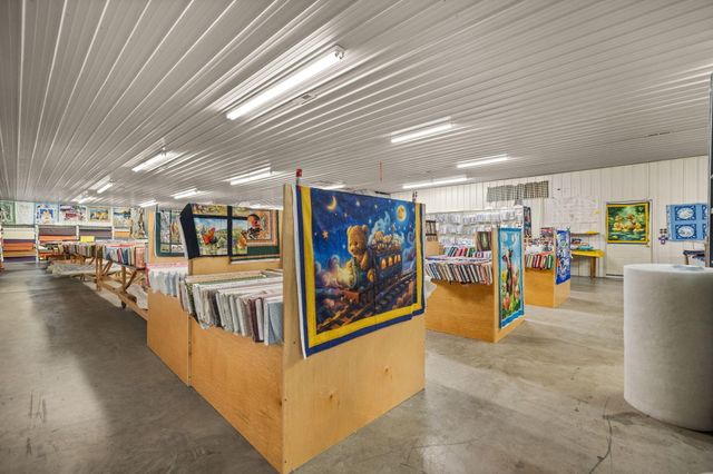 2435 N Laurel Road, London, KY 40741