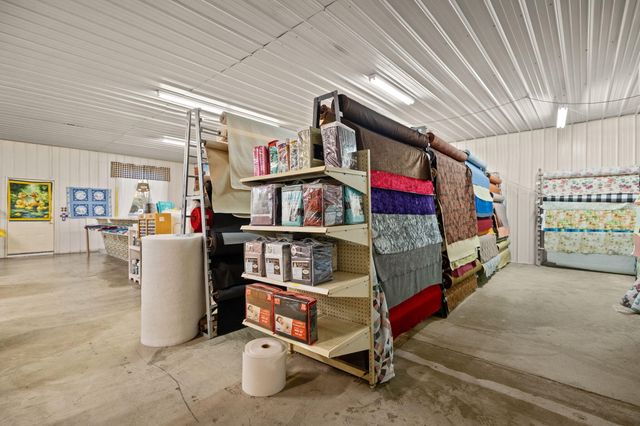 2435 N Laurel Road, London, KY 40741