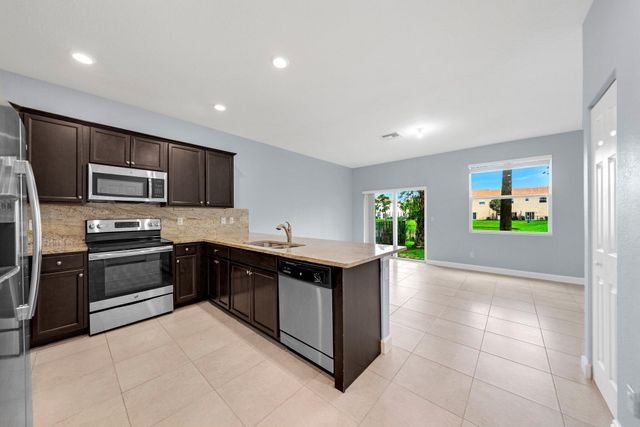 5271 Ashley River Road, West Palm Beach, FL 33417