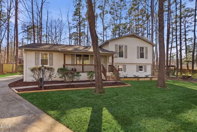 7 Cates Court, Hillsborough, NC 27278