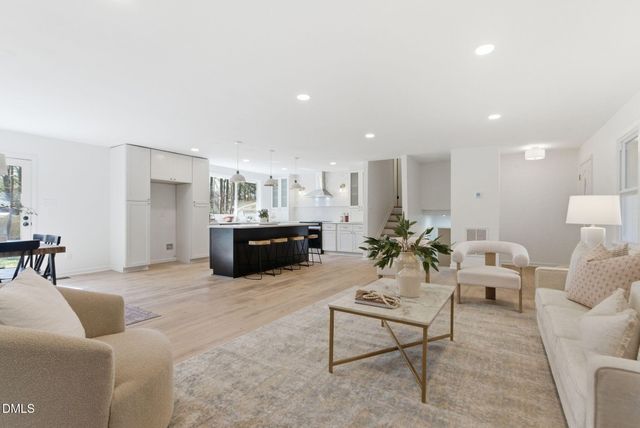 7 Cates Court, Hillsborough, NC 27278