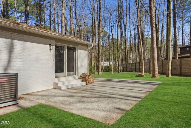 7 Cates Court, Hillsborough, NC 27278