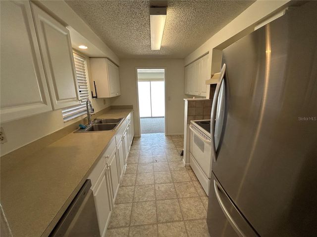 4427 58TH STREET W, Bradenton, FL 34210