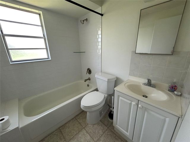 4427 58TH STREET W, Bradenton, FL 34210