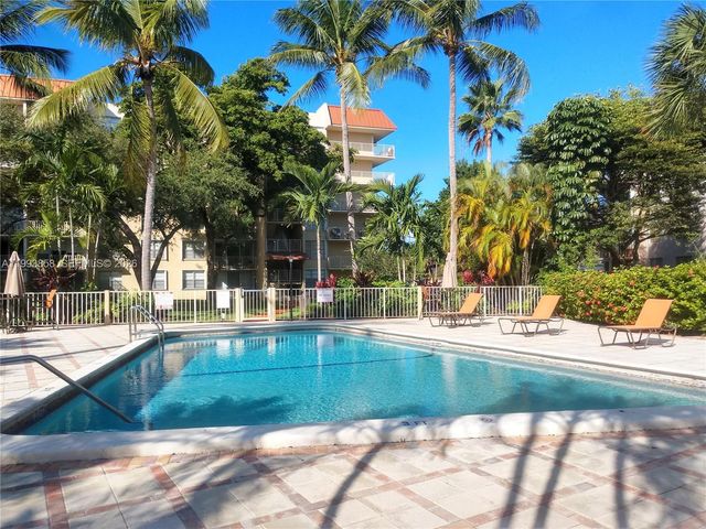 13100 SW 92nd Avenue A112, Miami, FL 33176