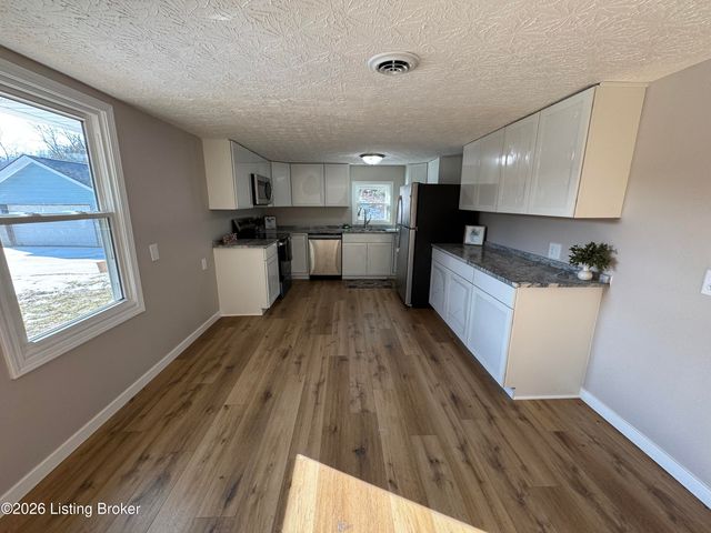 215 Meade Springs Rd, Brandenburg, KY 40108