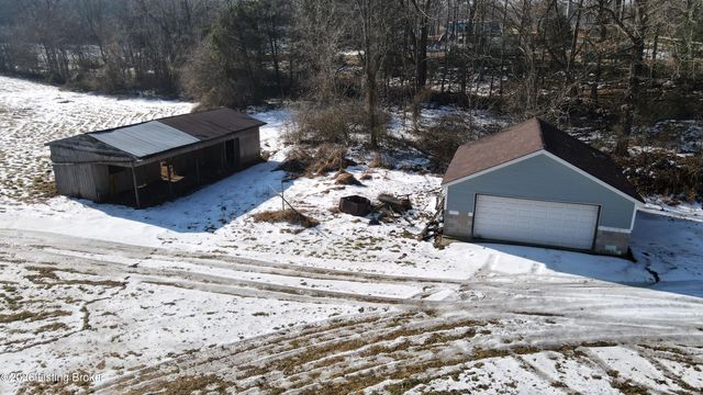 215 Meade Springs Rd, Brandenburg, KY 40108