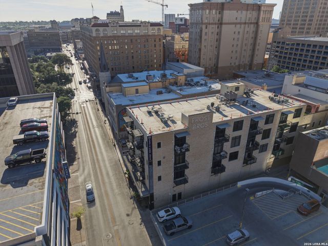 214 E Travis St Apt 205, San Antonio, TX 78205