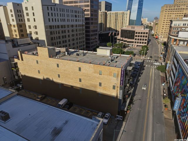 214 E Travis St Apt 205, San Antonio, TX 78205