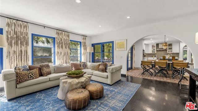 11662 Duque Drive, Studio City, CA 91604