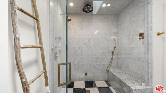 11662 Duque Drive, Studio City, CA 91604