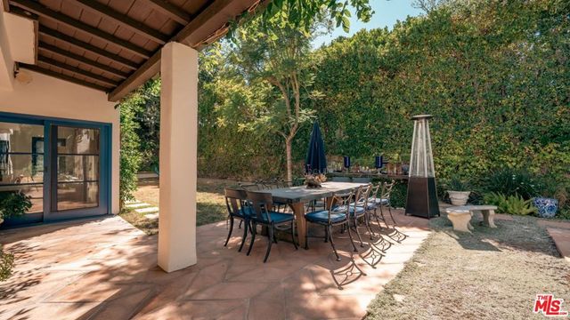 11662 Duque Drive, Studio City, CA 91604