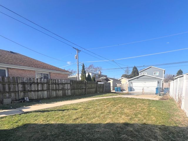 1722 N 36th Avenue, Stone Park, IL 60165