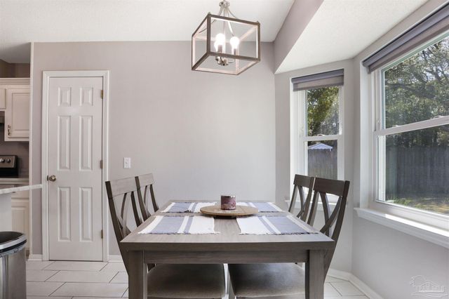 1105 Freeboard Blvd, Pensacola, FL 32507