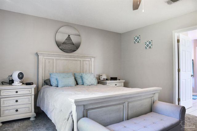 1105 Freeboard Blvd, Pensacola, FL 32507