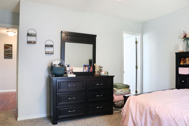 1105 Freeboard Blvd, Pensacola, FL 32507