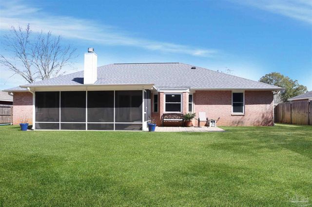 1105 Freeboard Blvd, Pensacola, FL 32507