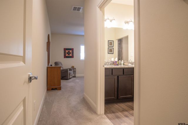 6030 Hamilton Meadows Way, Tyler, TX 75703