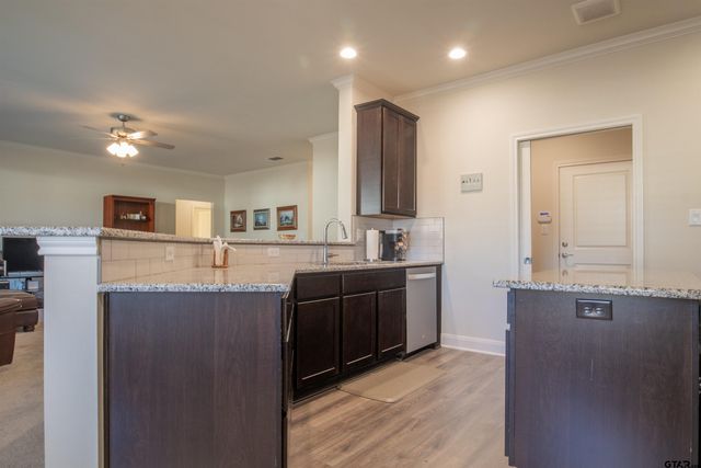 6030 Hamilton Meadows Way, Tyler, TX 75703