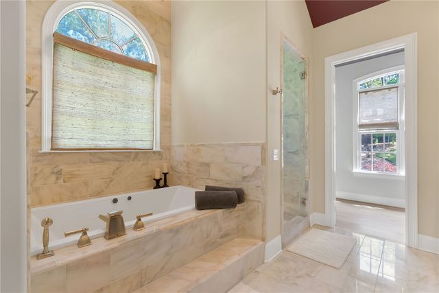206 Jocassee Point Road, Salem, SC 29676