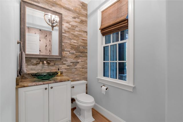 206 Jocassee Point Road, Salem, SC 29676