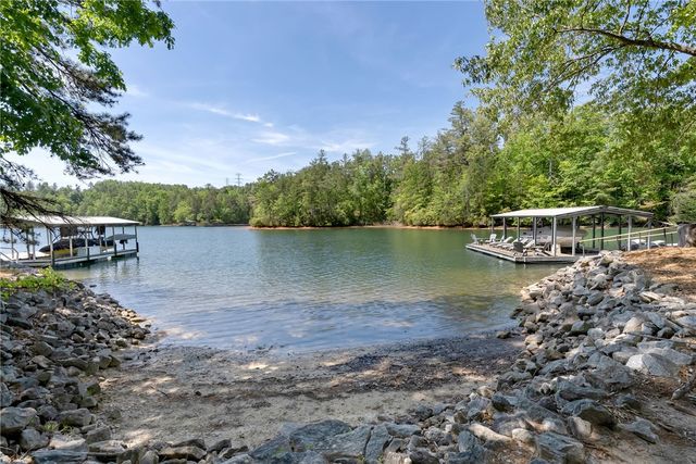 206 Jocassee Point Road, Salem, SC 29676