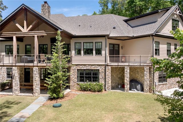 206 Jocassee Point Road, Salem, SC 29676