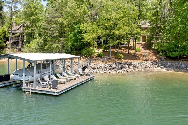 206 Jocassee Point Road, Salem, SC 29676