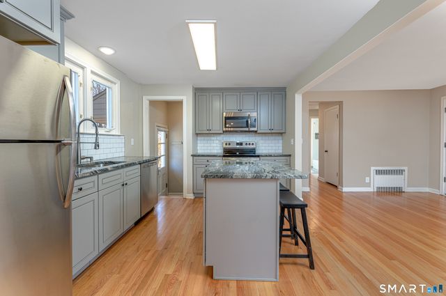 233 Unionville Avenue, Plainville, CT 06062