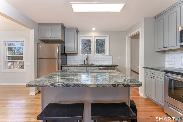 233 Unionville Avenue, Plainville, CT 06062