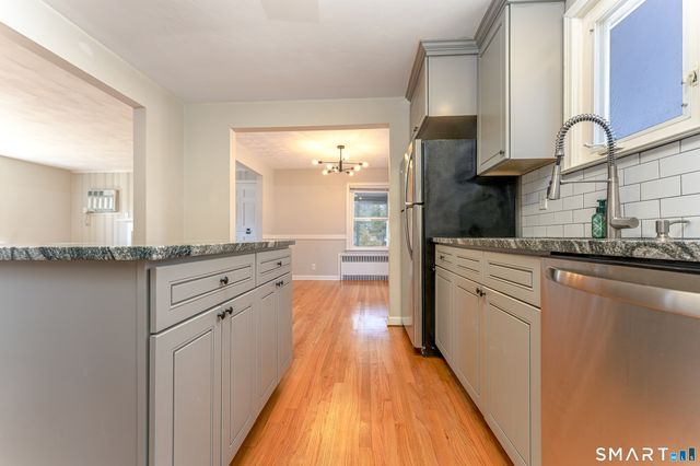 233 Unionville Avenue, Plainville, CT 06062