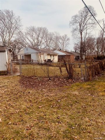 22751 Rosewood Street, Oak Park, MI 48237