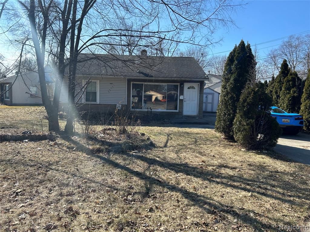 22751 Rosewood Street, Oak Park, MI 48237