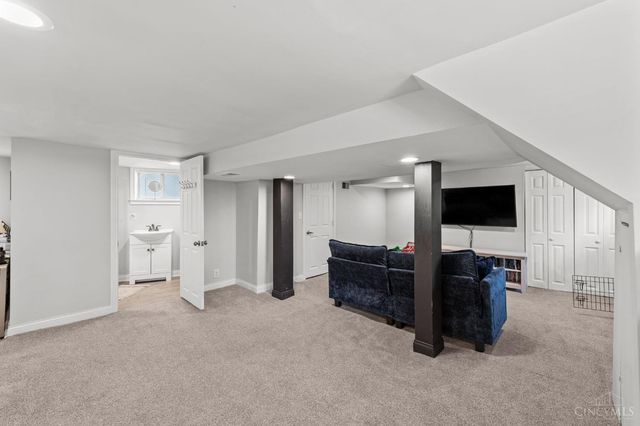 191 Sturgis Avenue, Cincinnati, OH 45217