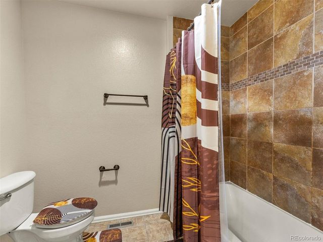 5888 Biscay St B, Denver, CO 80249