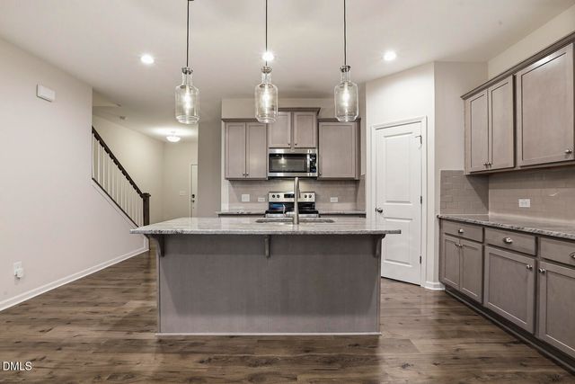 156 Willow Green Drive, Clayton, NC 27527