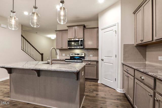 156 Willow Green Drive, Clayton, NC 27527