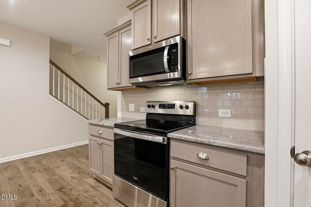 156 Willow Green Drive, Clayton, NC 27527